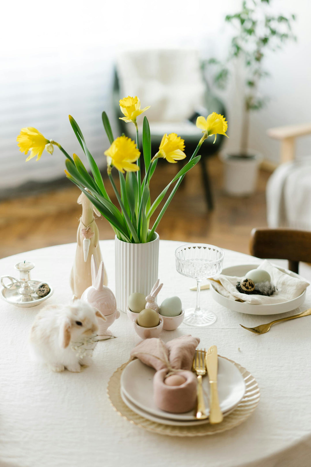Embrace Spring with Fresh Furnishings from Furnitrends