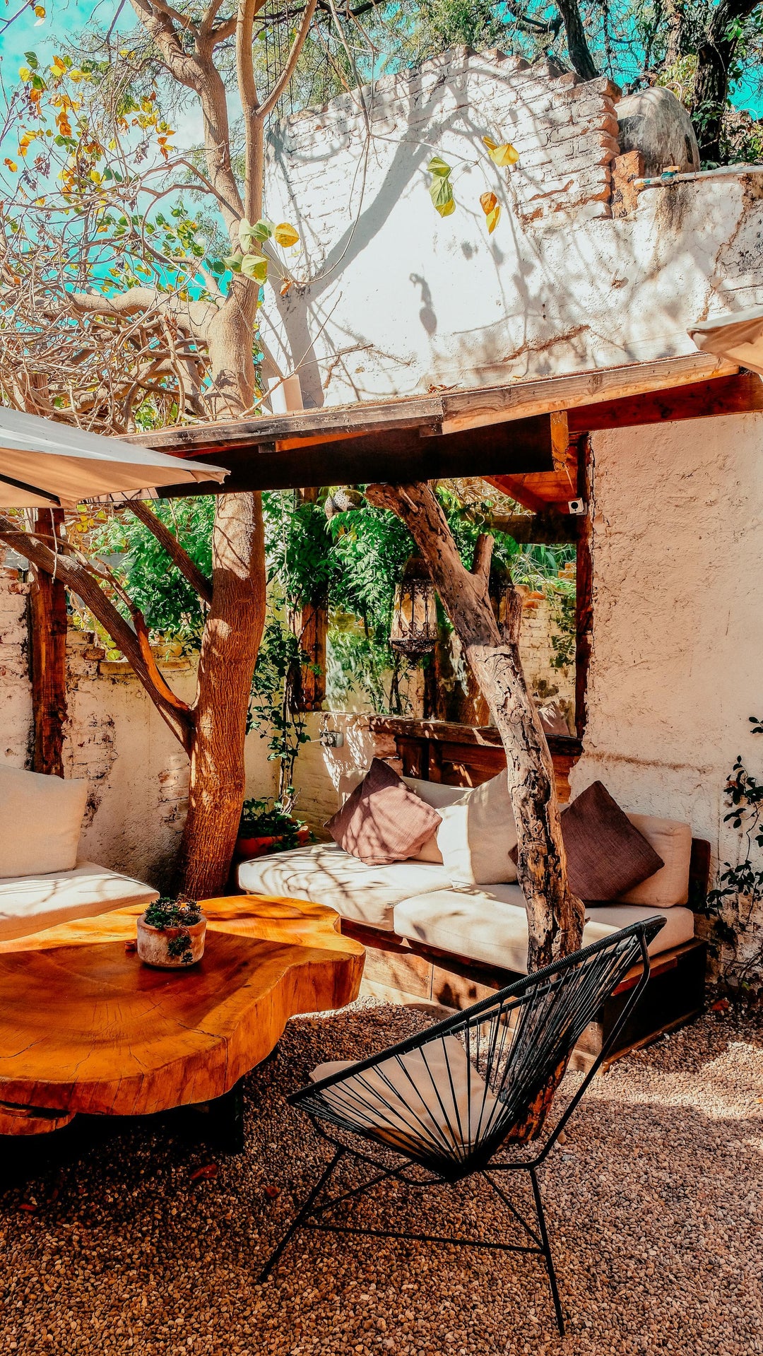 Outdoor Oasis: Furnishing Your Patio for Year-Round Enjoyment with Furnitrends