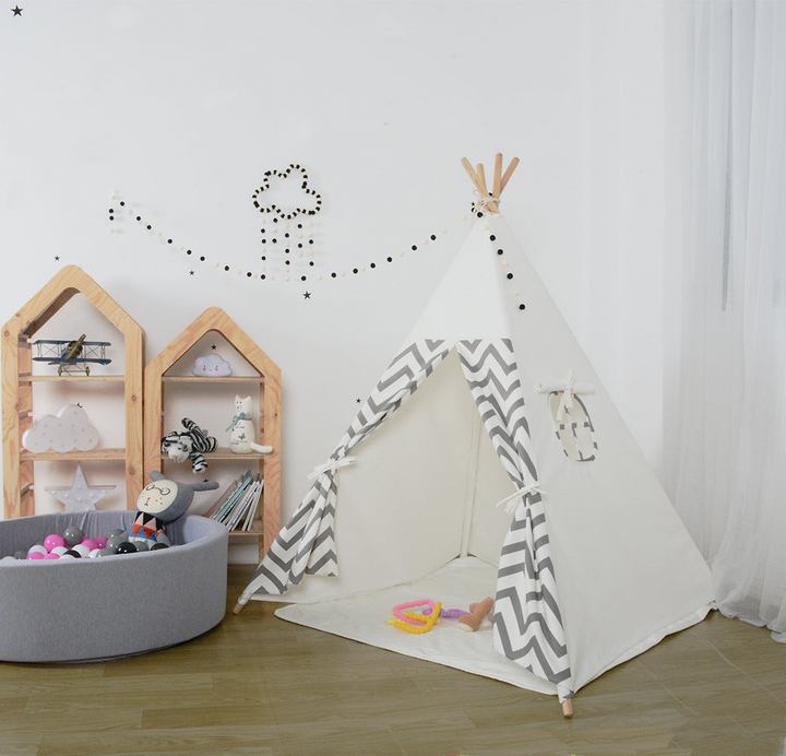 Cozy Retreat: Small Teepee Tent - Your Perfect Outdoor Haven