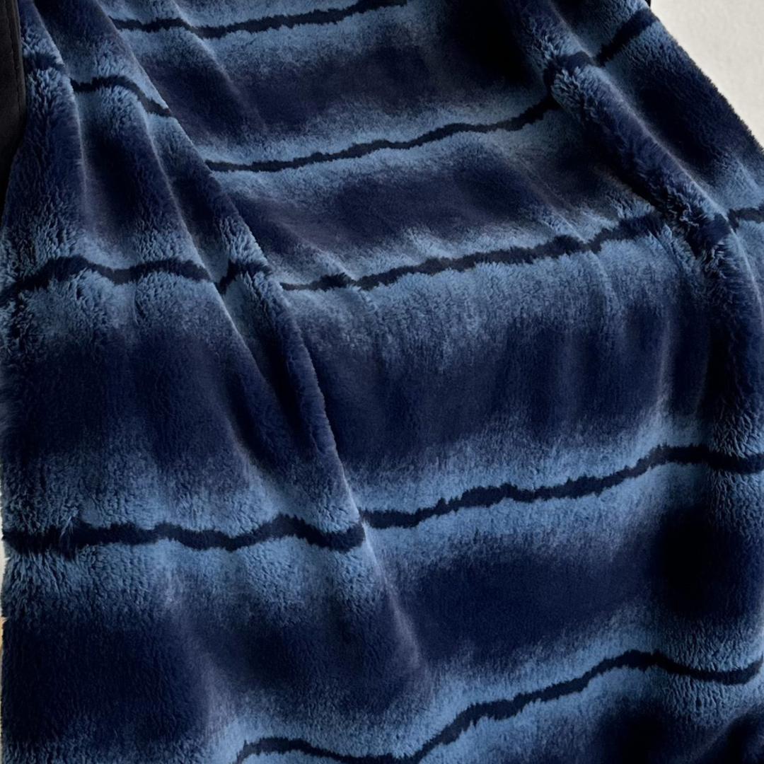 Plutus Blue - Fluffy Fields Faux Fur: Luxury Throw Blanket